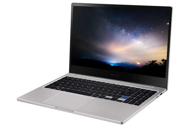 Samsung ra mắt Notebook 7 (2019), thiết kế giống y hệt MacBook Pro của Apple, giá bán từ 1.000 USD - Ảnh 2.