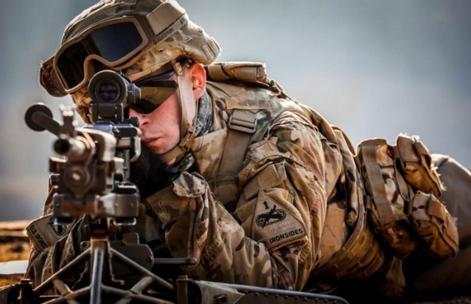 Súng trường của quân đội Mỹ sắp tích hợp công nghệ giống như trên xe tăng và iPhone - Ảnh 1.