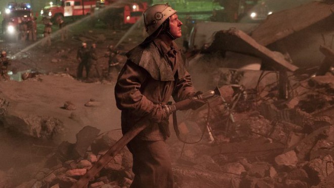 Chernobyl: Khúc ca bi tráng về thảm họa hạt nhân trở thành TV series có điểm số IMDb cao nhất mọi thời đại - Ảnh 7.