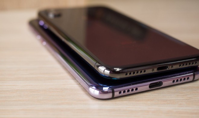 May mắn cho người dùng Android, phải đến năm nay Apple mới ra mắt một thiết kế iPhone tệ hại như thế này - Ảnh 2.