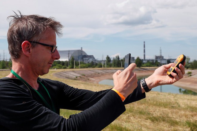 Ghé thăm Chernobyl có nguy hiểm không? Hãy nghe một chuyên gia chất thải phóng xạ trả lời - Ảnh 2.