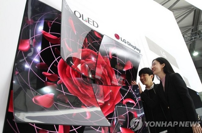 LG tích cực đầu tư cho các nhà máy sản xuất tấm nền OLED trước thời điểm Apple chuyển từ màn LCD sang OLED - Ảnh 1.