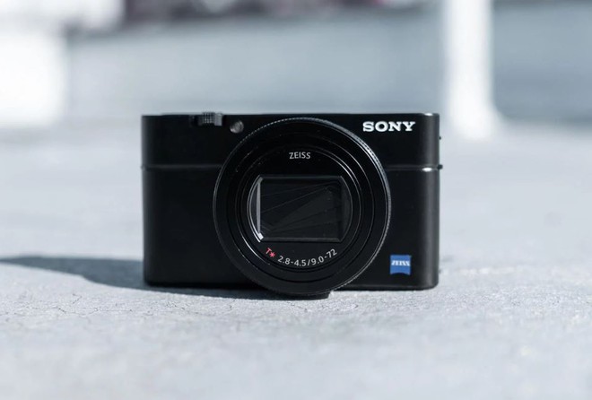 Sony công bố máy ảnh compact cao cấp RX100 VII: Thân hình nhỏ bé nhưng khả năng chụp như Alpha a9 - Ảnh 1.