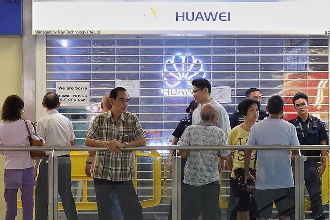 Huawei có thể bị kiện vì chạy chương trình khuyến mại không minh bạch tại Singapore - Ảnh 1.