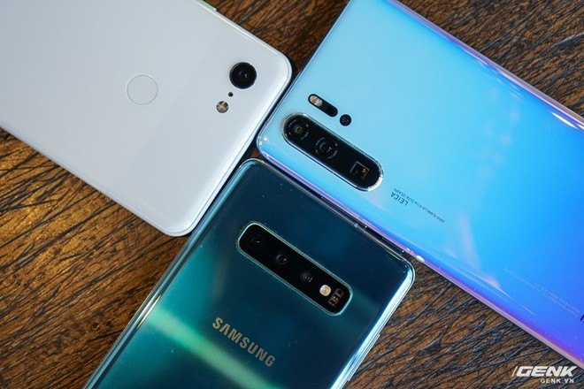 Chỉ bằng nâng cấp phần mềm, camera Galaxy S10 chụp đêm ngang ngửa với Pixel 3 ngay, rõ ràng những dòng code mạnh hơn phần cứng - Ảnh 1.