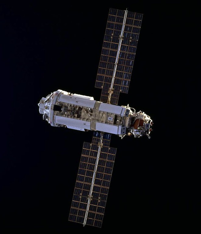 Tương lai bất định của trạm vũ trụ ISS khi NASA muốn trở lại Mặt trăng - Ảnh 2.