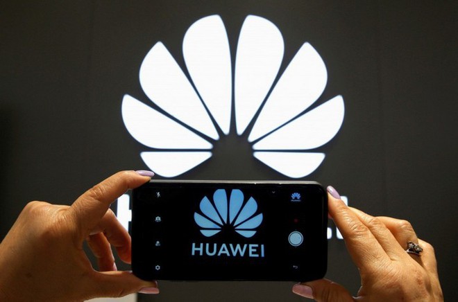 Mỹ trì hoãn cấp phép bán hàng trở lại cho Huawei sau khi Trung Quốc có động thái hoãn mua nông sản Mỹ - Ảnh 2.