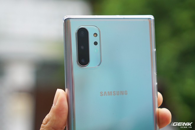 Mở hộp Galaxy Note10 màu Ánh Cực Quang xem có gì mới - Ảnh 9.