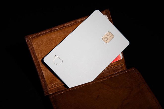 Apple cảnh báo không nên để thẻ tín dụng Apple Card tiếp xúc với các loại da hoặc vải denim - Ảnh 1.