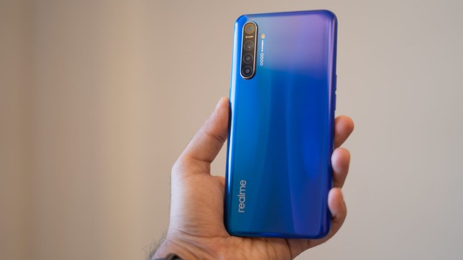 Realme XT chính thức ra mắt: Smartphone đầu tiên có camera 64MP với 4 camera sau, chip Snapdragon 712, màn hình AMOLED 6,4 inch - Ảnh 3.