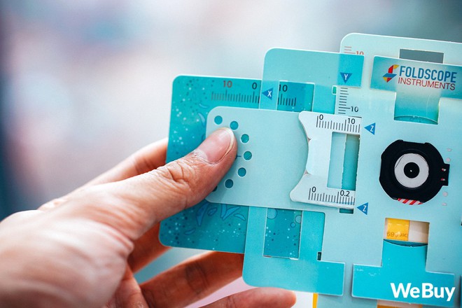 Dùng thử kính hiển vi giấy Foldscope: Zoom 140x, nhìn xuyên sợi tóc, trẻ con học rất tốt mà người lớn chơi cũng vui không kém - Ảnh 9.