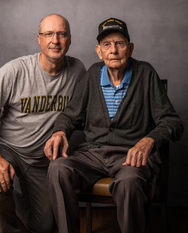 Nhiếp ảnh tôn vinh: Chụp chân dung những cựu chiến binh Thế chiến thứ 2 cuối cùng - Ảnh 13.