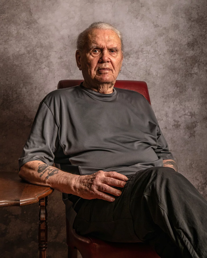 Nhiếp ảnh tôn vinh: Chụp chân dung những cựu chiến binh Thế chiến thứ 2 cuối cùng - Ảnh 6.