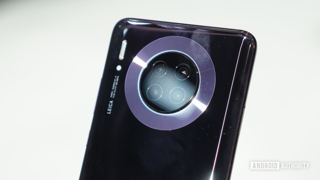 Cận cảnh Huawei Mate 30 Pro: Thiết kế hoàn toàn mới, màn hình siêu cong cuốn hút, nhưng vẫn có thiếu sót - Ảnh 4.