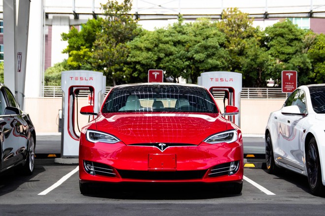 Báo cáo khoa học mới cho thấy Tesla sắp cho ra mắt công nghệ pin xe điện vận hành suốt 1.609.344 km rồi mới hỏng - Ảnh 1.