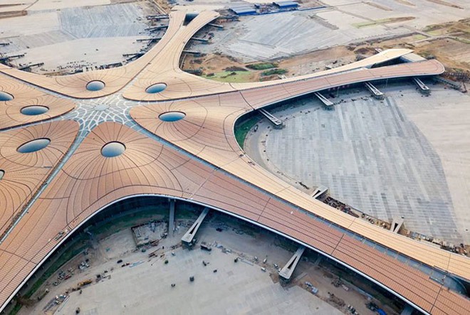 Bắc Kinh vừa khánh thành sân bay mới với ga chờ lớn nhất thế giới - Ảnh 3.