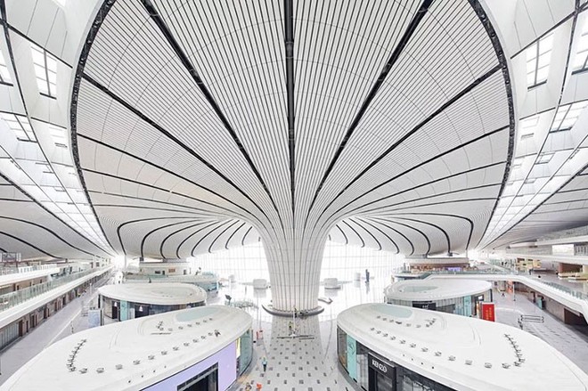 Bắc Kinh vừa khánh thành sân bay mới với ga chờ lớn nhất thế giới - Ảnh 13.