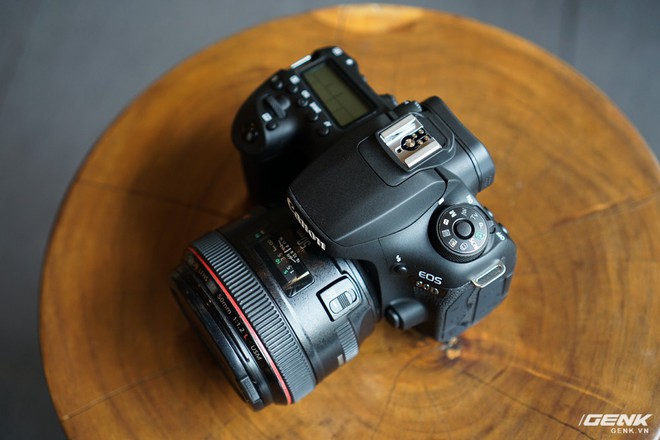 Trên tay Canon EOS 90D: Ngoại hình không thay đổi nhiều, phần cứng nâng cấp đáng kể, chưa có giá chính thức tại Việt Nam - Ảnh 1.
