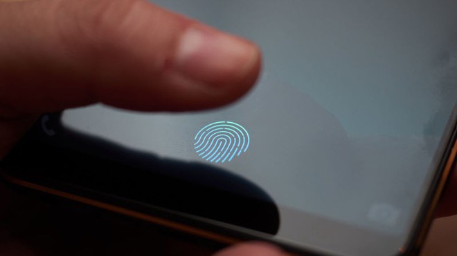 Vì sao rất khó để Apple có thể đưa Touch ID trở lại trên iPhone?  - Ảnh 1.
