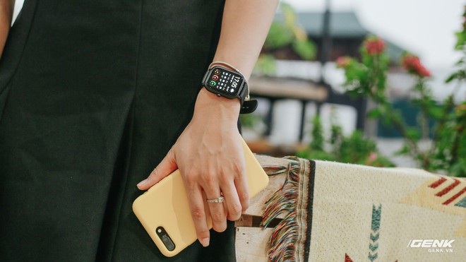 Trên tay chiếc Apple Watch của Xiaomi, giá 3.6 triệu đồng - Ảnh 13.