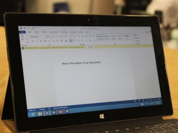 kham-pha-tablet-surface-qua-anh kham-pha-tablet-surface-qua-anh