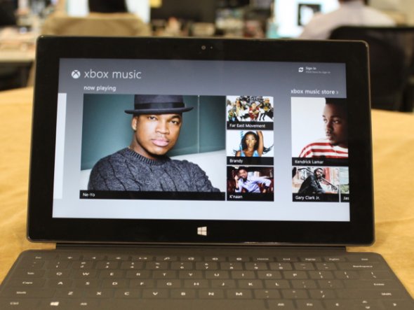 kham-pha-tablet-surface-qua-anh kham-pha-tablet-surface-qua-anh