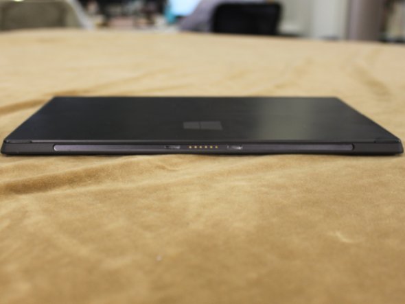 kham-pha-tablet-surface-qua-anh kham-pha-tablet-surface-qua-anh