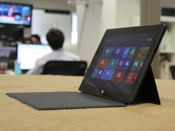 kham-pha-tablet-surface-qua-anh kham-pha-tablet-surface-qua-anh