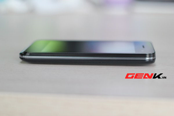 danh-gia-chi-tiet-qsmart-s15-hang-chat-gia-re