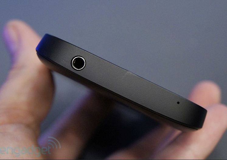 Ảnh và video thực tế Lumia 822 - Smartphone WP8 bình dân 6