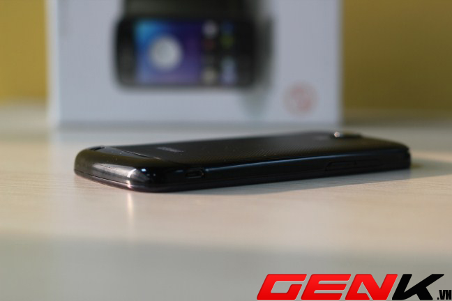 [Đ&aacute;nh gi&aacute; chi tiết] Q-Smart S18: Đẹp m&atilde; nhưng hơi thiếu lực 10