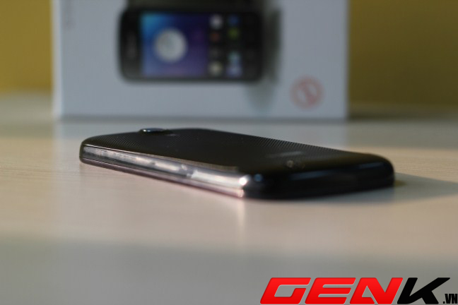 [Đ&aacute;nh gi&aacute; chi tiết] Q-Smart S18: Đẹp m&atilde; nhưng hơi thiếu lực 9