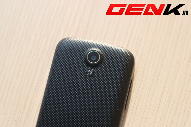 [Đ&aacute;nh gi&aacute; chi tiết] Q-Smart S18: Đẹp m&atilde; nhưng hơi thiếu lực 12