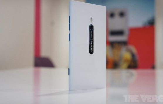 Nokia sẽ ứng dụng thiết kế nhôm nguyên khối cho smartphone 1