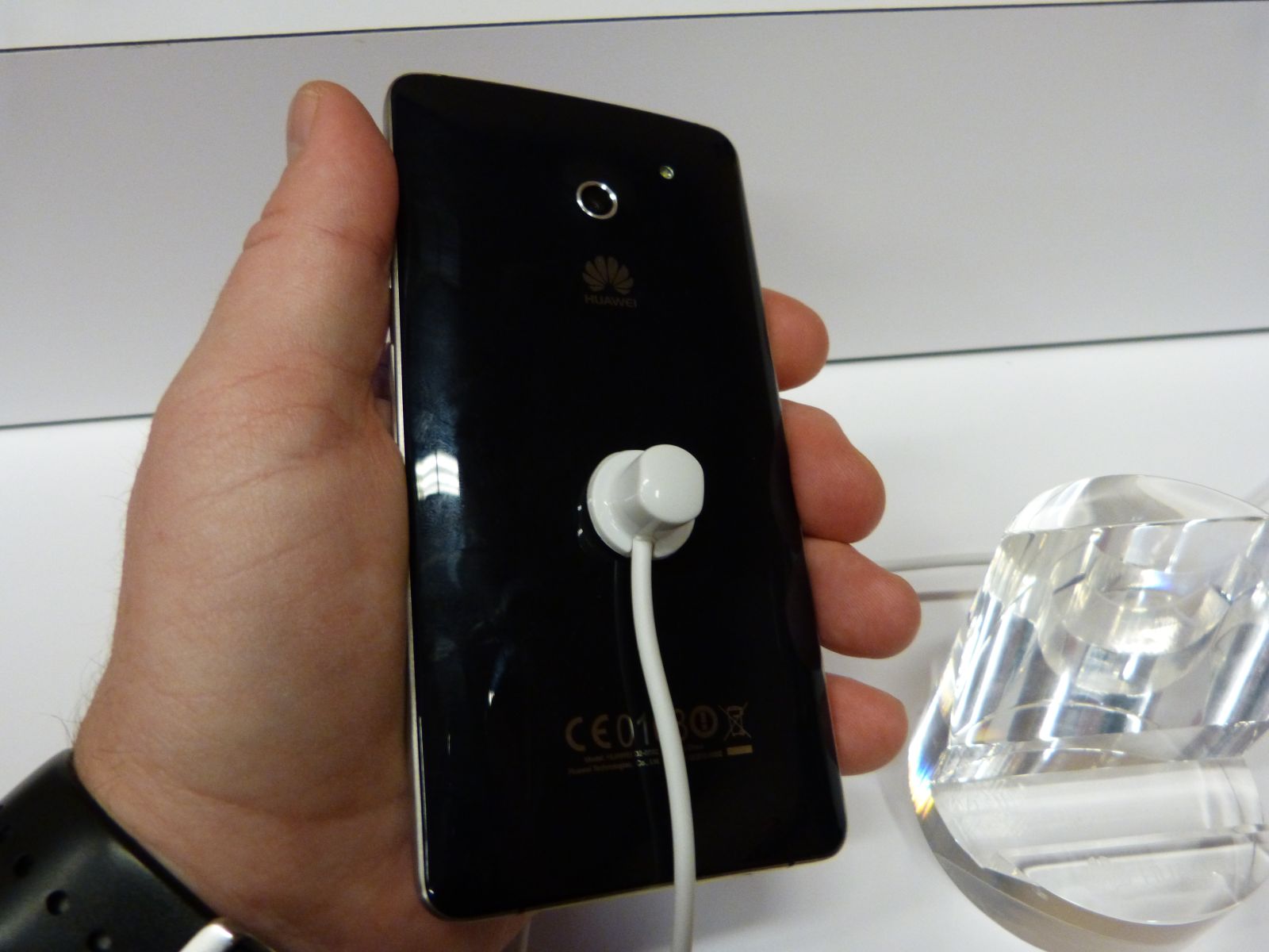 Huawei Ascend D2: Điện thoại Full HD với cấu hình "cực mạnh" 6