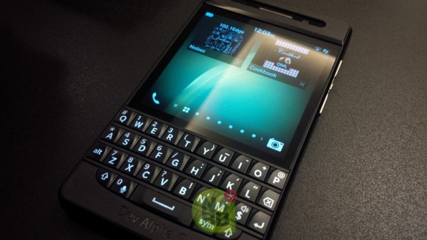 Lộ diện BlackBerry 10 Dev Alpha C: Con lai giữa Z10 và Q10 1