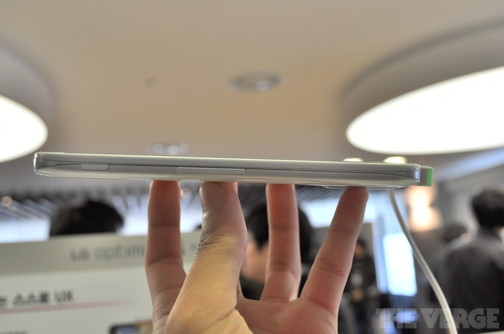 LG Optimus G Pro: "Siêu phẩm" 2013 lộ diện 6