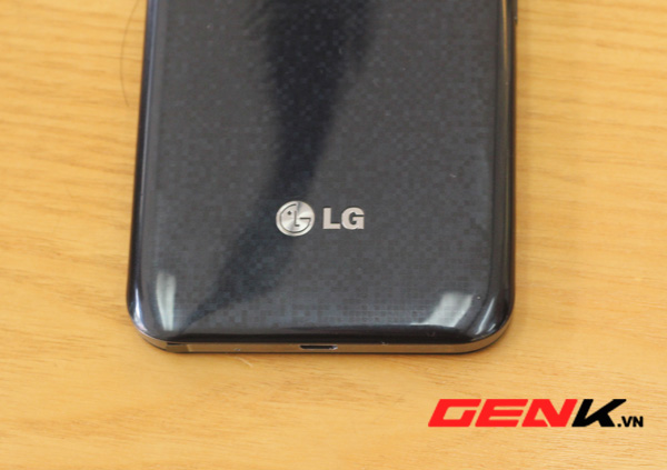 LG Optimus G Pro: Máy đẹp, nhẹ và mượt 9