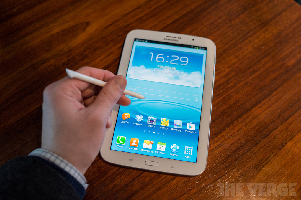 Samsung Galaxy Note 8.0: Thiết kế cũ, nhiều tính năng, hỗ trợ cả đàm thoại 5