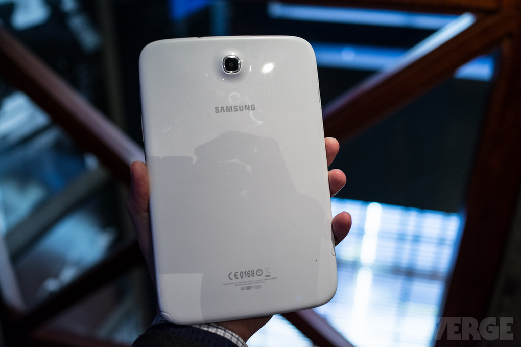Samsung Galaxy Note 8.0: Thiết kế cũ, nhiều tính năng, hỗ trợ cả đàm thoại 6