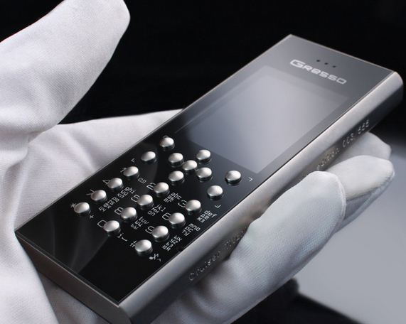 Gresso ra mắt d&ograve;ng điện thoại si&ecirc;u cao cấp 8