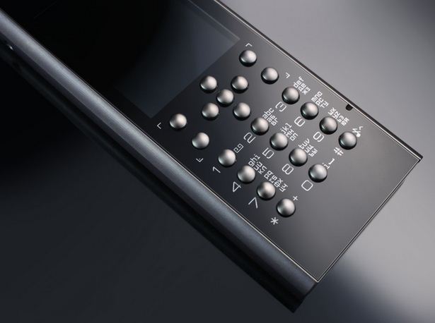 Gresso ra mắt d&ograve;ng điện thoại si&ecirc;u cao cấp 9
