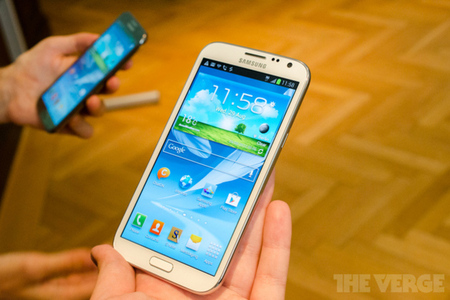 Galaxy Note III được trang bị màn hình OLED 5,9 inch 1