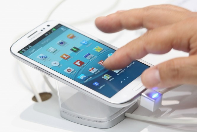 Samsung Galaxy S IV cần những gì? 2