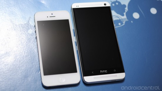 HTC One so dáng cùng iPhone 5 4