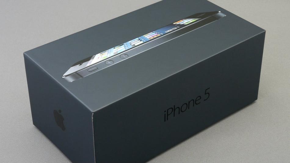 iPhone 5 tiếp tục giảm giá, dưới 15 triệu đồng 6