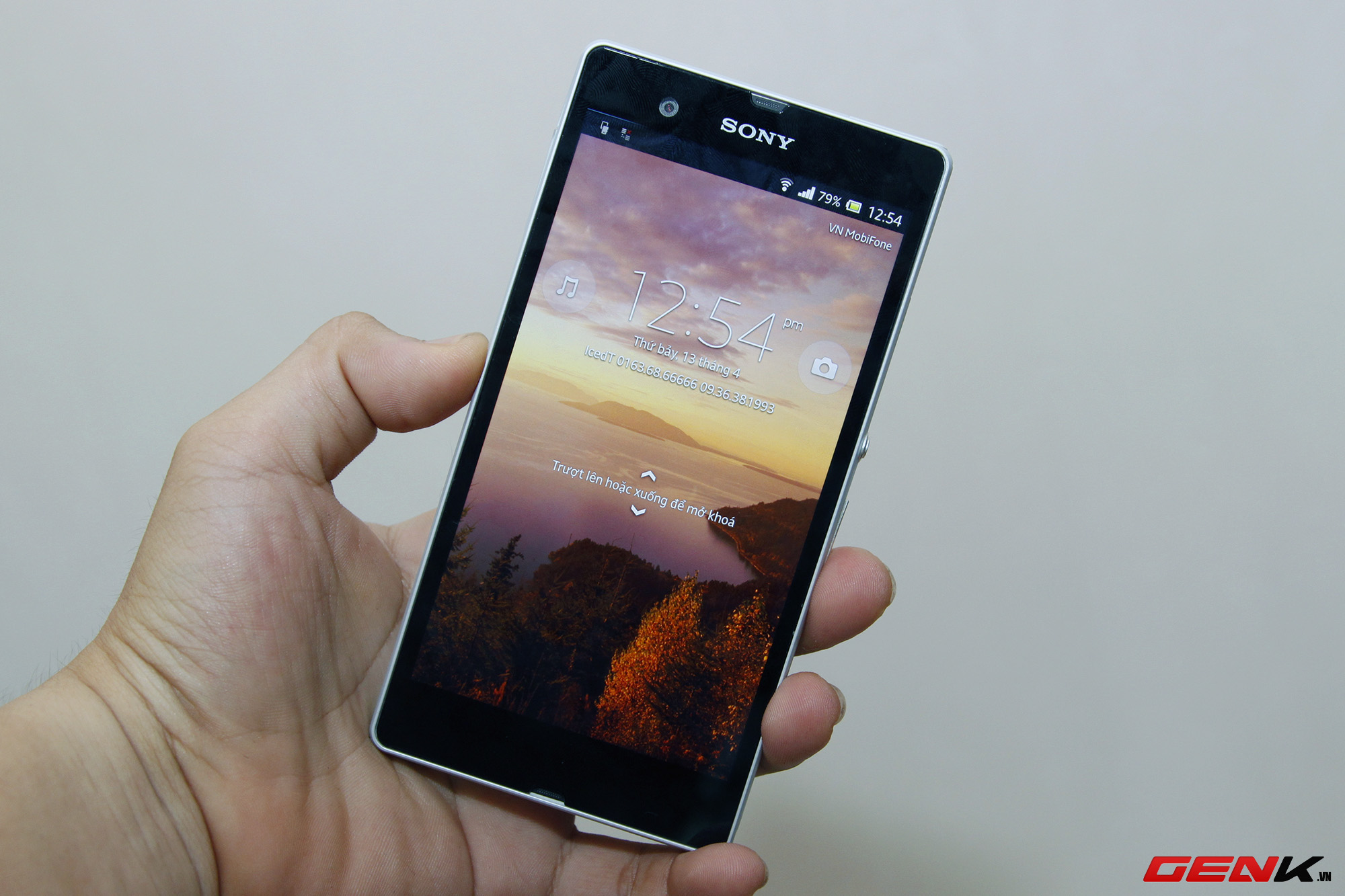 HTC One vs Sony Xperia Z: Cuộc đấu của 2 "gã đẹp mã" 37