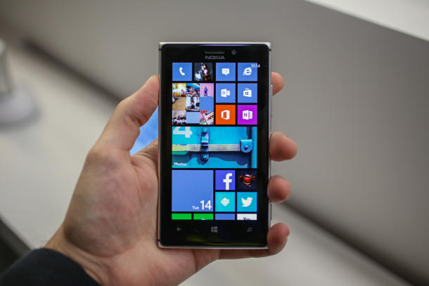 Nokia Lumia 925: Thay đổi thức thời 27
