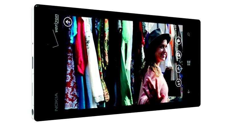Nokia Lumia 928: Thay thế xứng đáng hay chỉ là bản nâng cấp nhỏ của Lumia 920 7