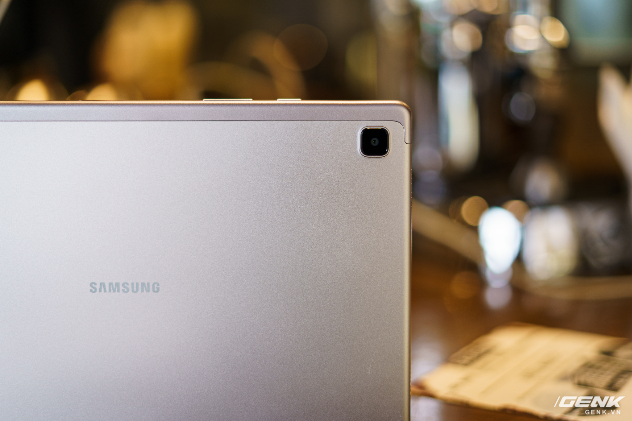 Mở hộp Samsung Galaxy Tab A7: thiết kế pha lẫn hoài cổ và hiện đại, loa là điểm mạnh - Ảnh 8.